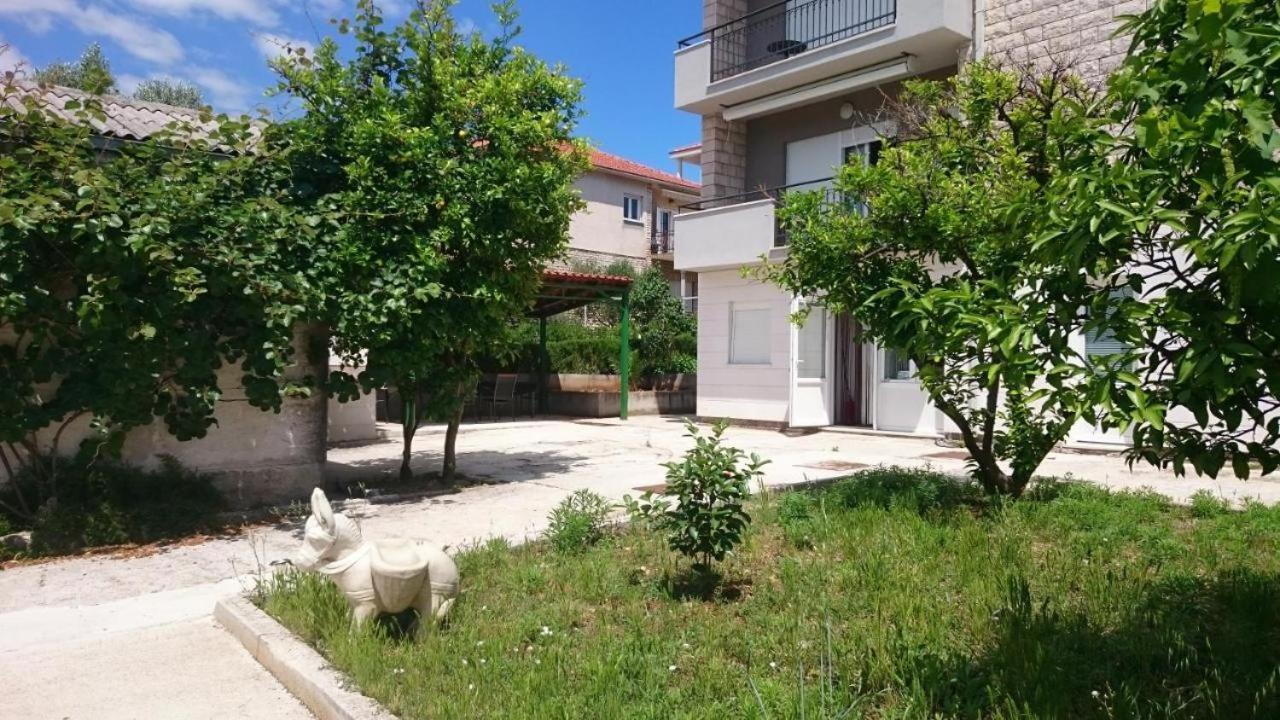 Apartamento Affabilis Vip House Trogir Exterior foto